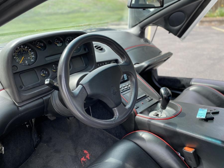 Торпедо Lamborghini Diablo 1991 года  (NA) (фото 36 из 89)